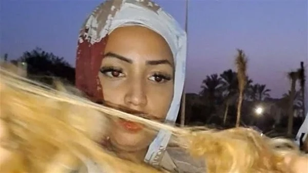 زوج يسحل زوجتة
