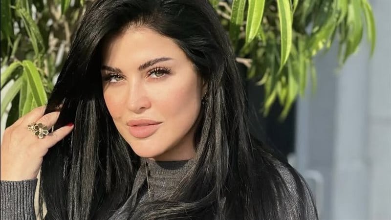 حبها الكبير .. بسبب أكل الأرز.. نجمة سورية شهيرة تبكي! 1 حبها الكبير .. بسبب أكل الأرز.. نجمة سورية شهيرة تبكي!