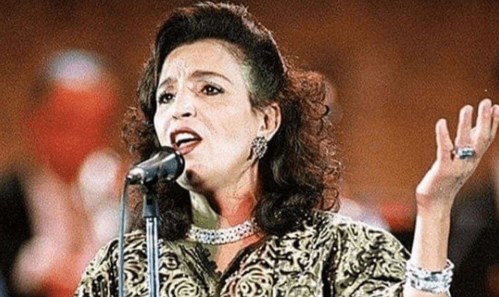 أيقونة الغناء المغربي .. النجوم يودعون نعيمة سميح 1 أيقونة الغناء المغربي .. النجوم يودعون نعيمة سميح