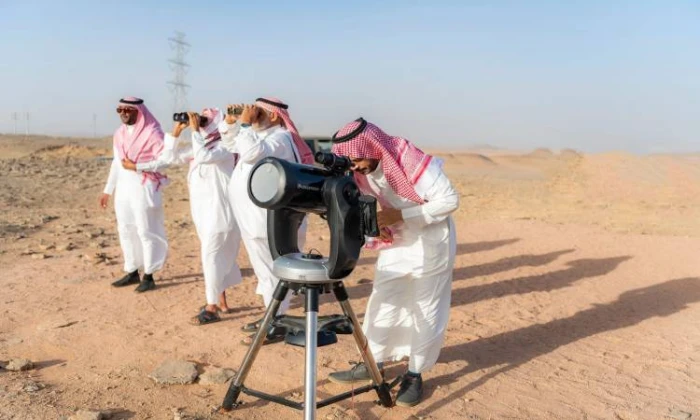 خبير الطقس العصيمي: الأجواء مناسبة لرؤية هلال شوال 1 خبير الطقس العصيمي: الأجواء مناسبة لرؤية هلال شوال