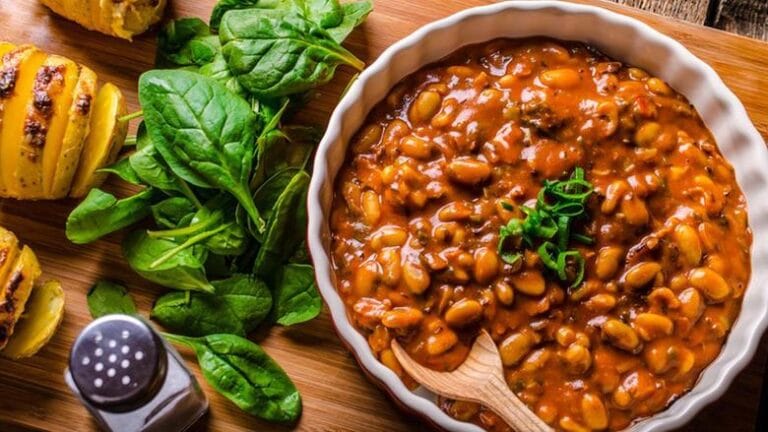 أسرار صنع الفول المدمس المصري الأصيل في منزلكِ ب