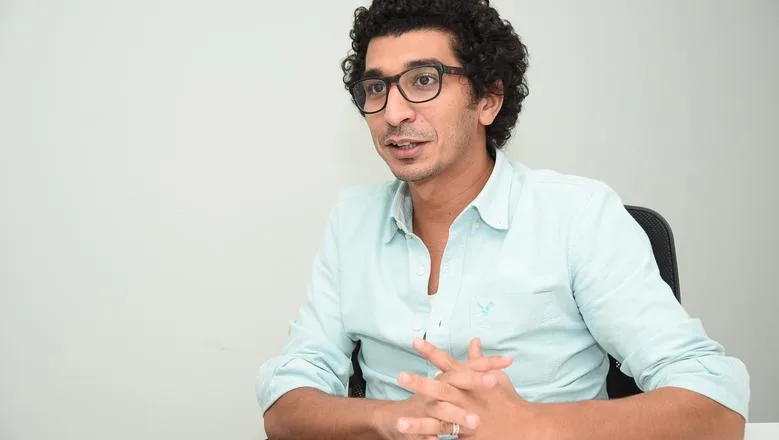 كريم الشناوي يكشف كواليس "لام شمسية" ويكذّب تصدره المشاهدات ويُفجر مفاجأة بشأن ترشيح منى زكي وإياد نصار 1 كريم الشناوي