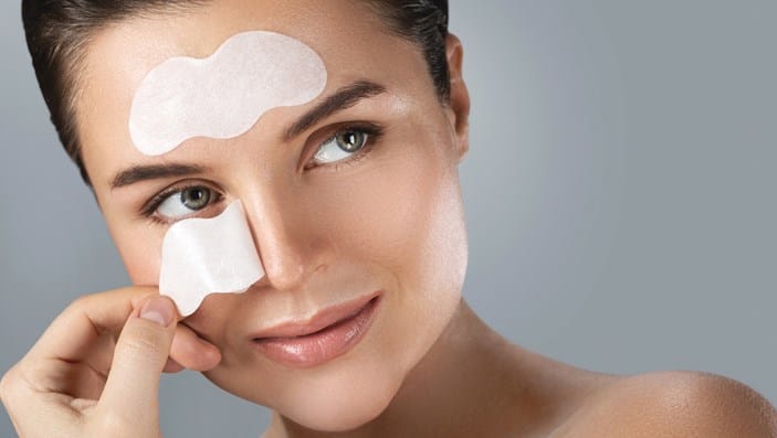 10طرق طبيعية.. كيفية التحكم في الإفرازات الدهنية بمنطقة الوجه 1 10طرق طبيعية.. كيفية التحكم في الإفرازات الدهنية بمنطقة الوجه