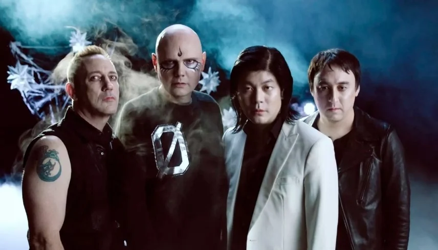 فرقة The Smashing Pumpkins تحيي أولى حفلاتها في الإمارات ضمن جولة "Rock Invasion 2025" 1 فرقة The Smashing Pumpkins تحيي أولى حفلاتها في الإمارات ضمن جولة "Rock Invasion 2025"