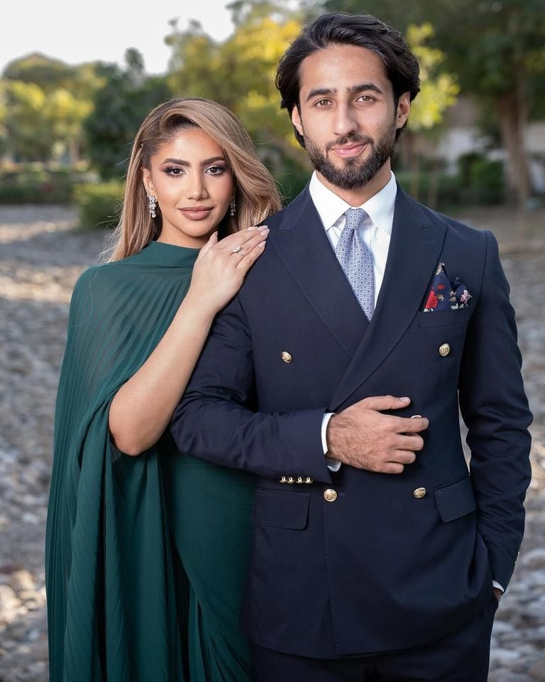 حفل خطوبة أسطوري لنور ستارز في برج خليفة بحضور ناصيف زيتون ونجوم السوشيال ميديا 1 حفل خطوبة أسطوري لنور ستارز في برج خليفة بحضور ناصيف زيتون ونجوم السوشيال ميديا