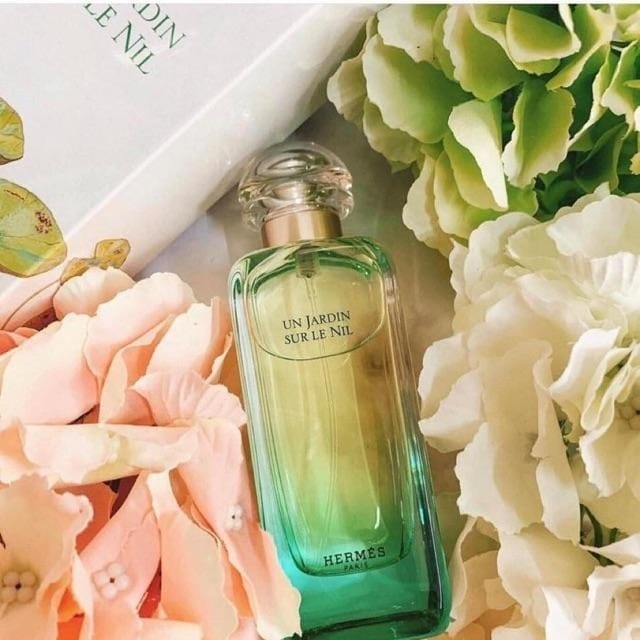 عطور ربيعية منعشة بروح المشروب الأخضر «الماتشا» 1 عطور ربيعية منعشة بروح المشروب الأخضر «الماتشا»