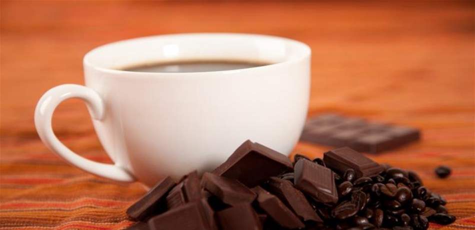 اليوم العالمي لضغط الدم: الشاي والشوكولا الداكنة سلاحك الطبيعي لمواجهة ارتفاع الضغط! 1 اليوم العالمي لضغط الدم: الشاي والشوكولا الداكنة سلاحك الطبيعي لمواجهة ارتفاع الضغط!