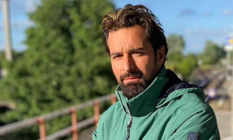 أحمد حاتم يشعل الموسم الجديد بتعاونات مع مرام علي وآية سماحة 1 أحمد حاتم يشعل الموسم الجديد بتعاونات مع مرام علي وآية سماحة