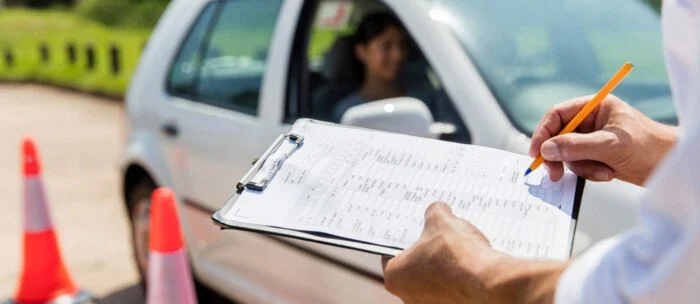 الأوراق المطلوبة لاستخراج رخصة قيادة مهنية درجة ثالثة لأول مرة 1 الأوراق المطلوبة لاستخراج رخصة قيادة مهنية درجة ثالثة لأول مرة