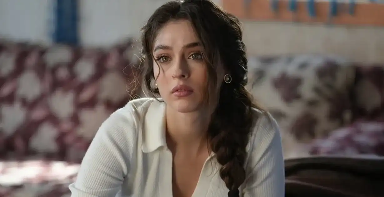 بطلة "ليلى" جيمري بايسال: قصة المسلسل تغيّرت بالكامل!