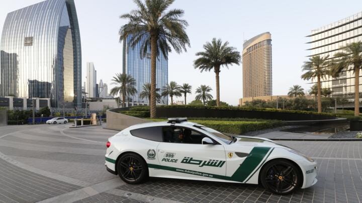 تفاصيل مقتل 3 نساء في الإمارات على يد شخص بعد مشادة مرورية 1 تفاصيل مقتل 3 نساء في الإمارات على يد شخص بعد مشادة مرورية