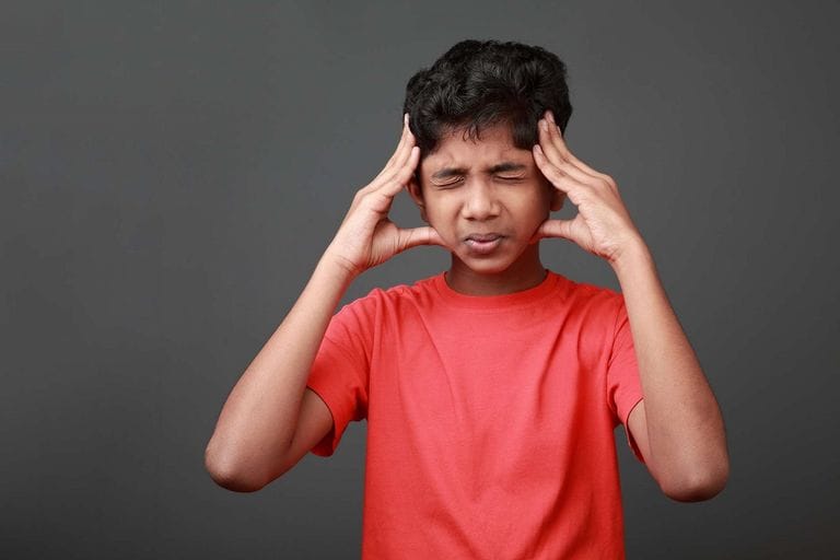 علامات خطيرة للصداع عند الأطفال يجب عدم تجاهلها 1 علامات خطيرة للصداع عند الأطفال يجب عدم تجاهلها
