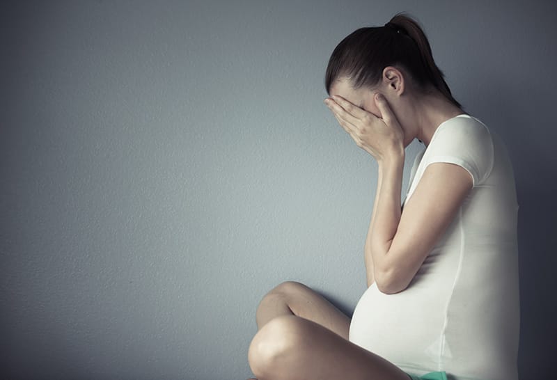 ميتة منذ 3 أشهر.. والأجهزة تُبقيها على قيد الحياة لأنها حامل! 1 ميتة منذ 3 أشهر.. والأجهزة تُبقيها على قيد الحياة لأنها حامل!