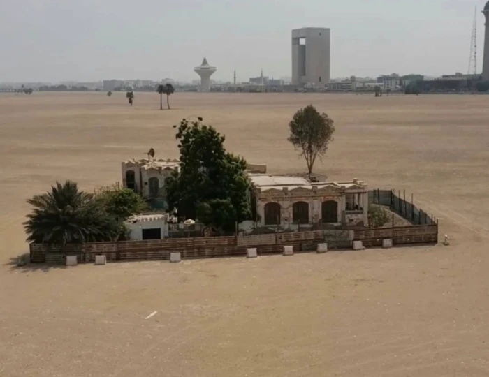 لماذا لم يُهدم هذا المنزل في حي الهنداوية بجدة؟ القصة الكاملة لقصر "أبو نصيب"