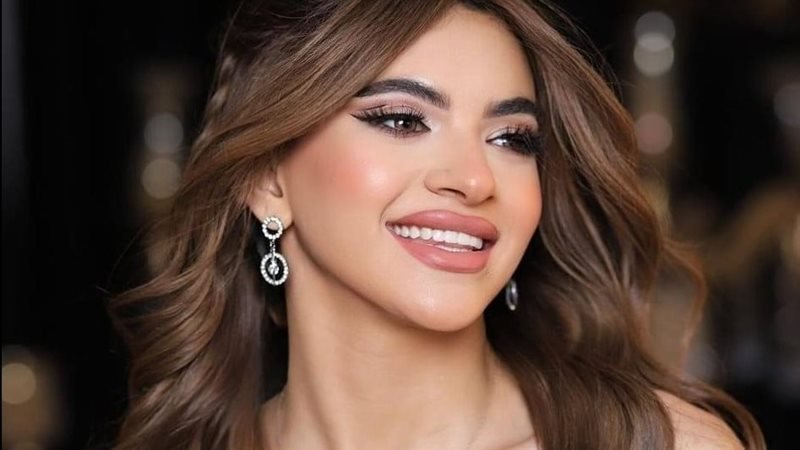 البلوجر سوزي تحتفل بالنجاح وتعلن مفاجأة خطوبتها بطريقة طريفة!