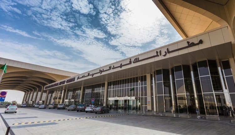 مطار الملك فهد يتحول إلى محور لوجستي عالمي.. خطط توسعة ومشاريع تنموية ضخمة